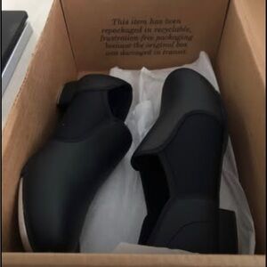 Unisex Tap Shoes PU Leather Slip On 7.5 Women. 6.5 Men. Used 1X Like New